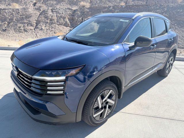 New 2026 Nissan Kicks SV