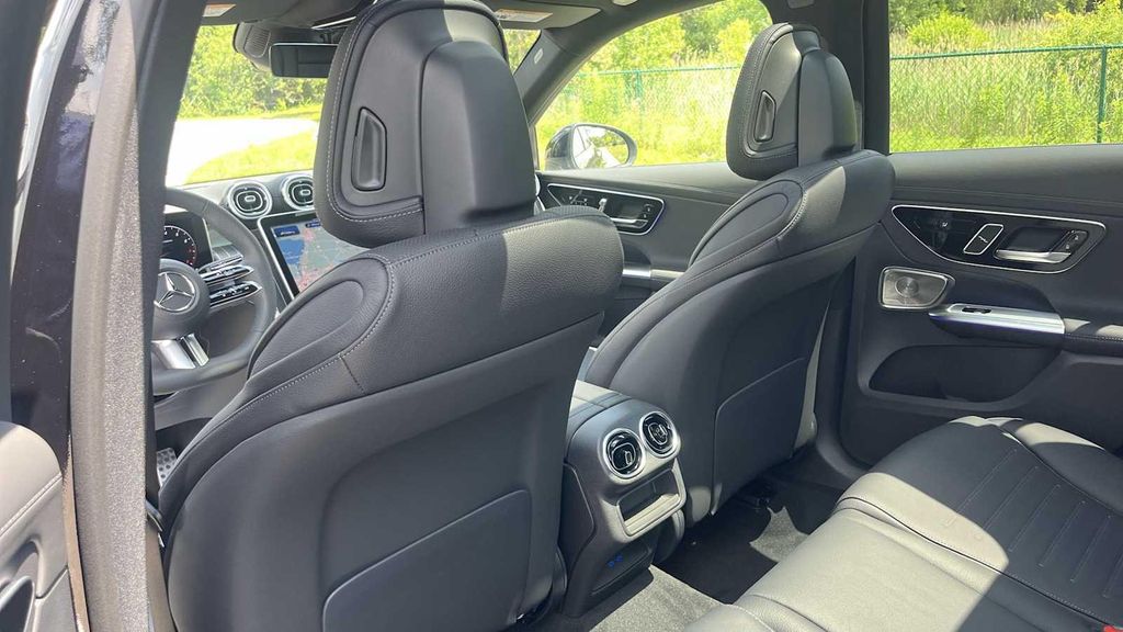2026 Mercedes-BENZ GLC 缩略图 28