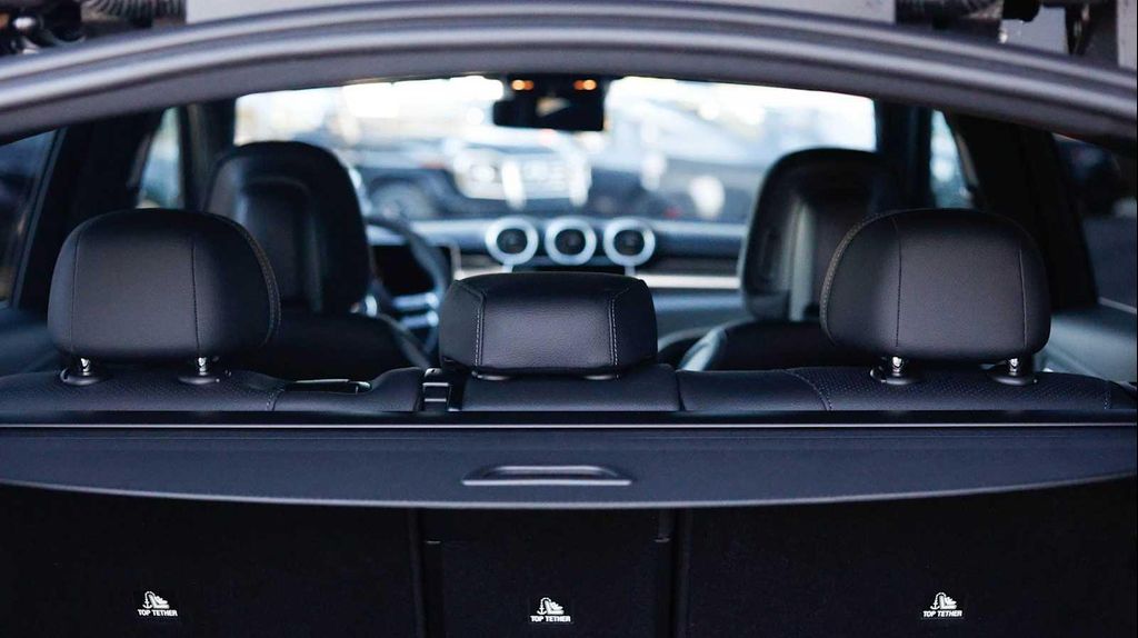 2026 Mercedes-BENZ GLC 缩略图 23