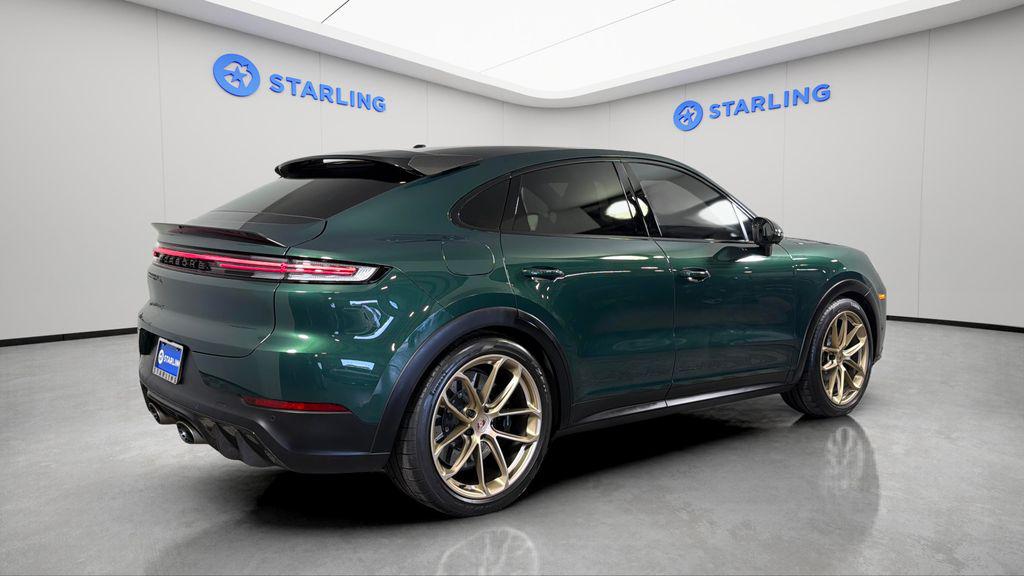 2025 Porsche CAYENNE TURBO GT — фото 10