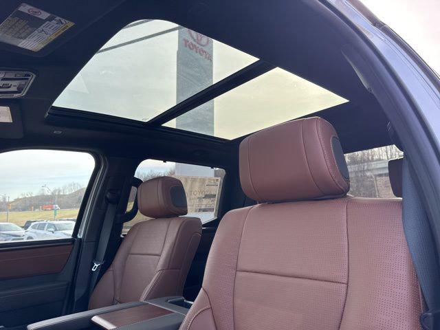 TOYOTA TUNDRA - 9