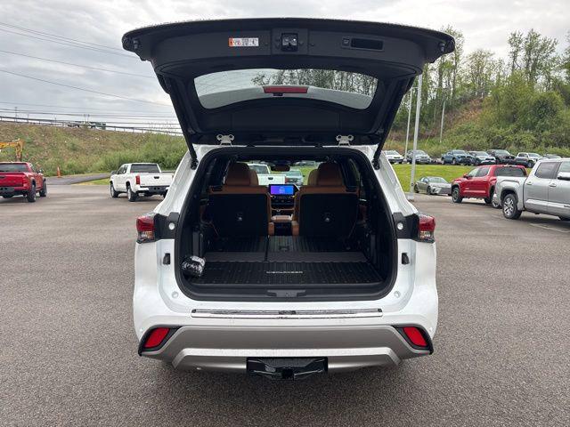 TOYOTA HIGHLANDER - 7