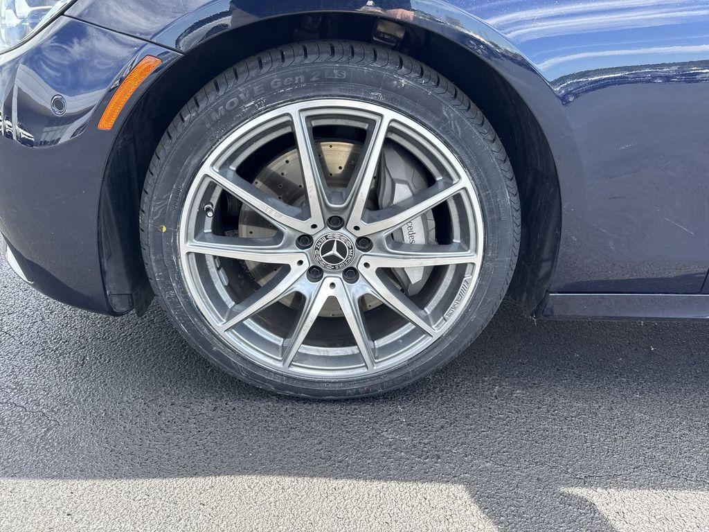 MERCEDES-BENZ E-CLASS - 10