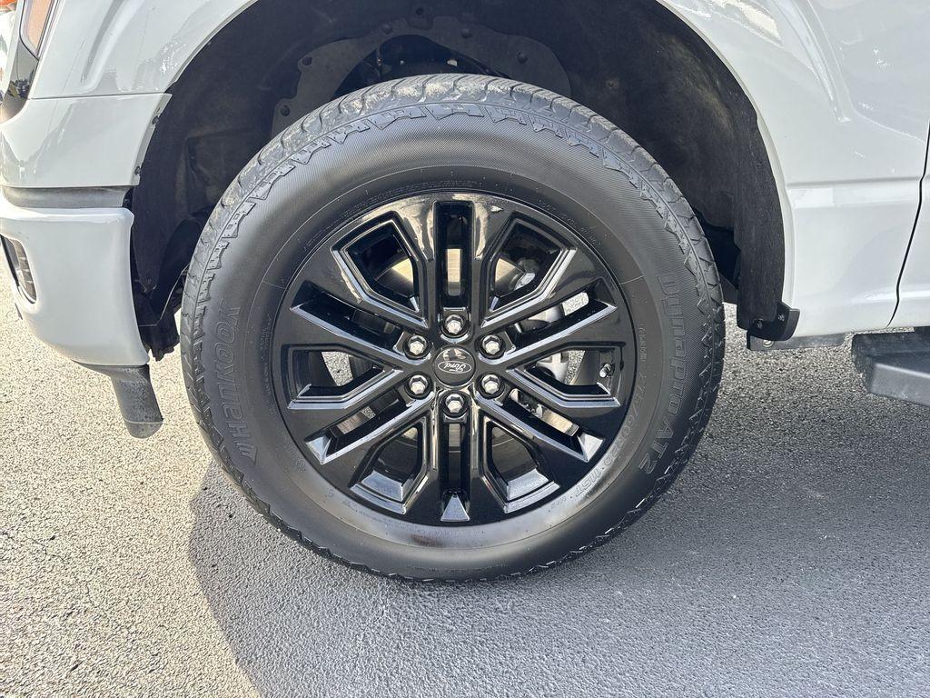 FORD F-150 XLT - 10