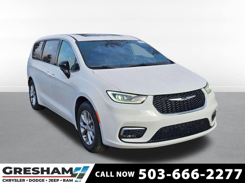 New 2026 Chrysler Pacifica Limited