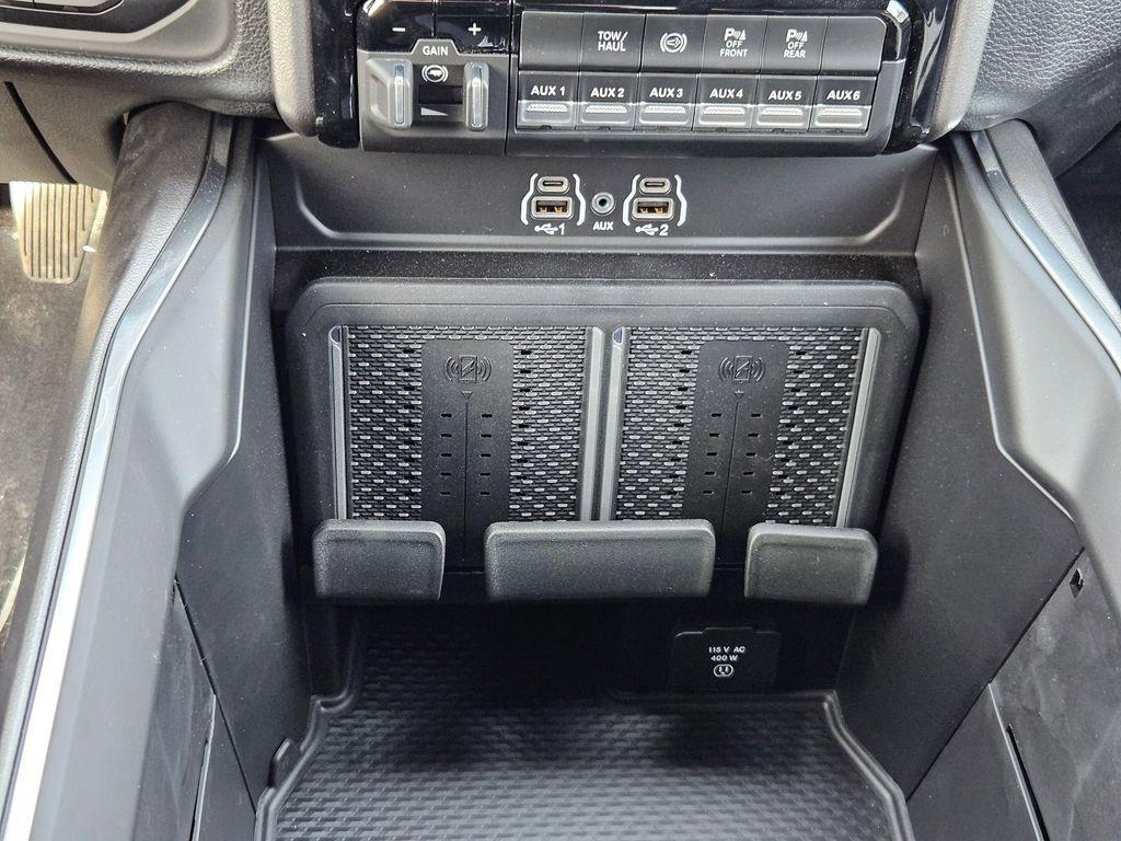 صورة مصغرة 27 لـ 2026 RAM 3500 LARAMIE MEGA CAB 4X4 6'4' BOX