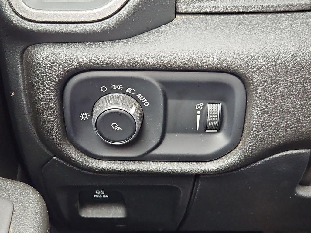 2024 RAM 1500 TRADESMAN 缩略图 18