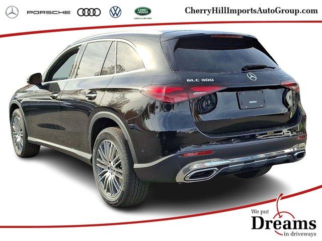 MERCEDES-BENZ GLC - 4