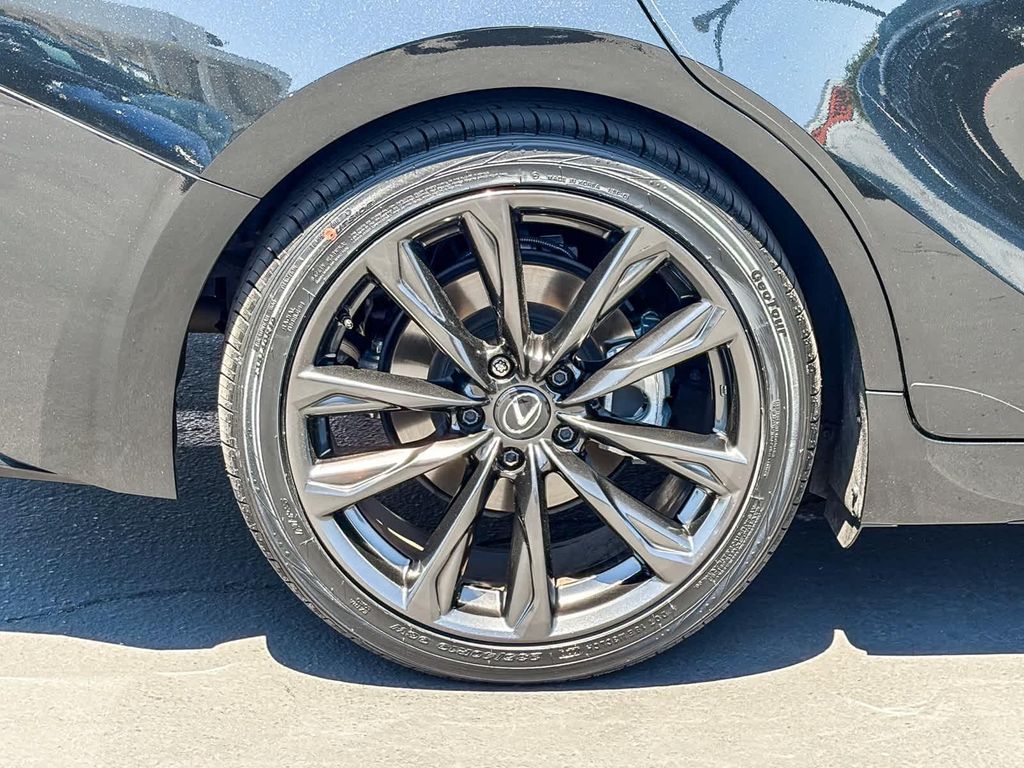 2024 Lexus IS 300 BASE 照片 10
