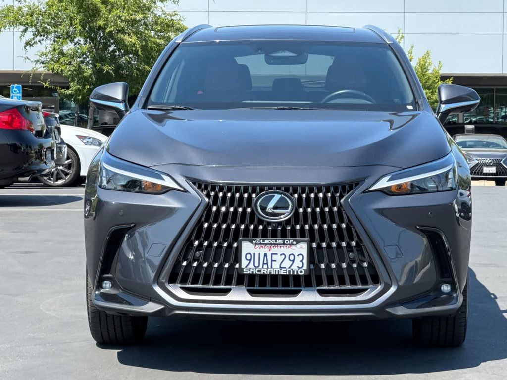 صورة 10 لـ 2025 Lexus NX 350 PREMIUM