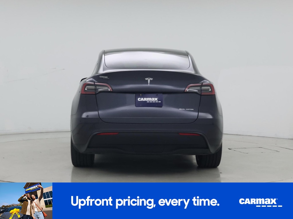 TESLA MODEL Y LONG RANGE - 7