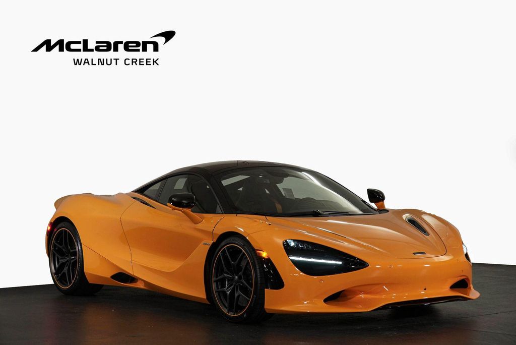 New 2026 McLaren 750S Coupe