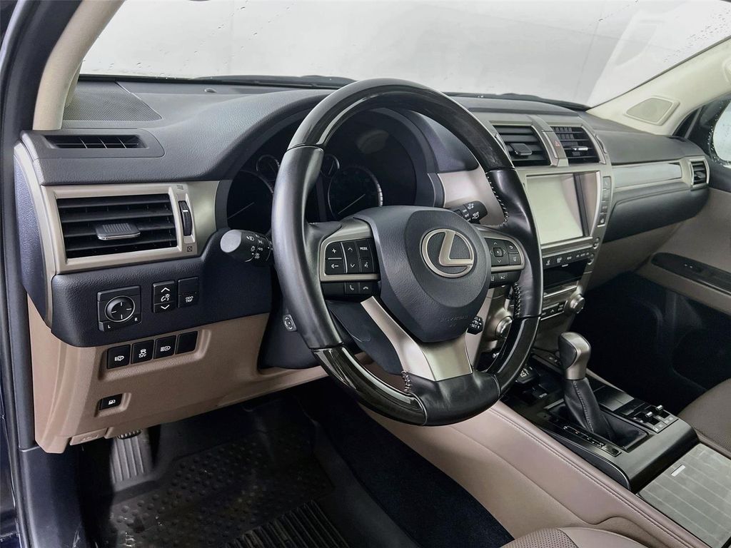 صورة 10 لـ 2020 Lexus GX 460 PREMIUM