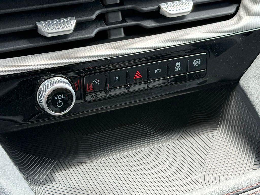 2026 FORD EXPLORER ACTIVE thumbnail 15