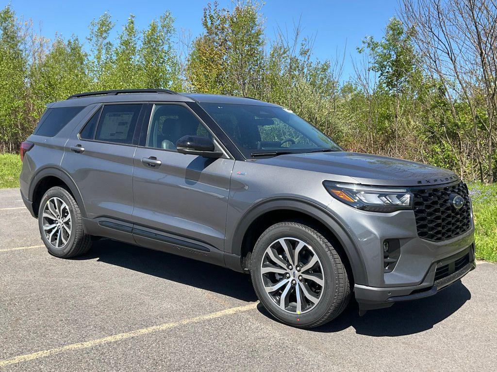 New 2026 Ford Explorer ST-Line