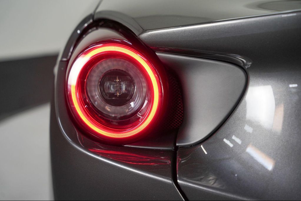 2022 Ferrari PORTOFINO M BASE — миниатюра 20