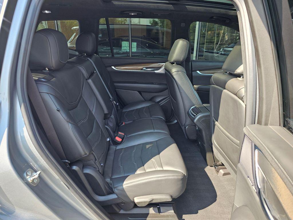 2025 Cadillac XT6 SPORT AWD 照片 12