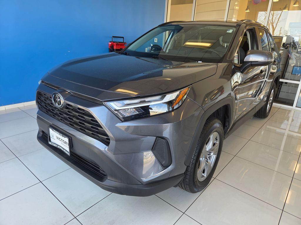 TOYOTA RAV4 - 1