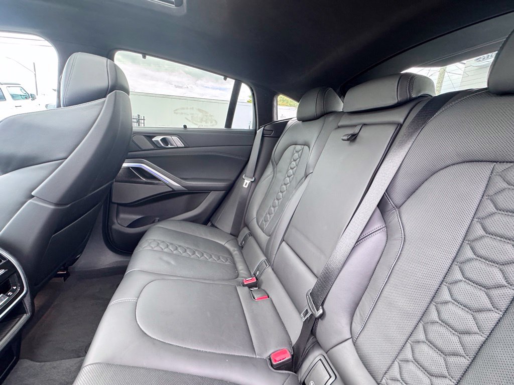 2022 BMW X6 M BASE 缩略图 16