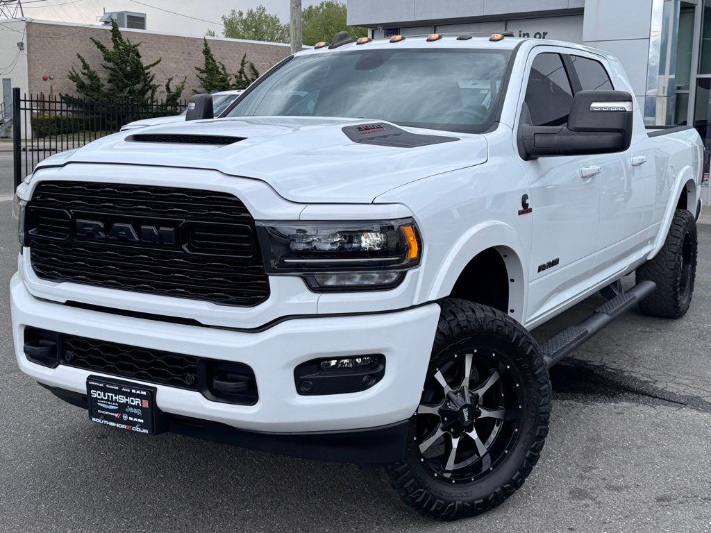 2023 RAM 3500 LIMITED 照片 3
