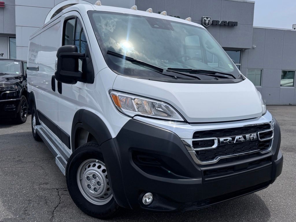 2025 RAM ProMaster Tradesman