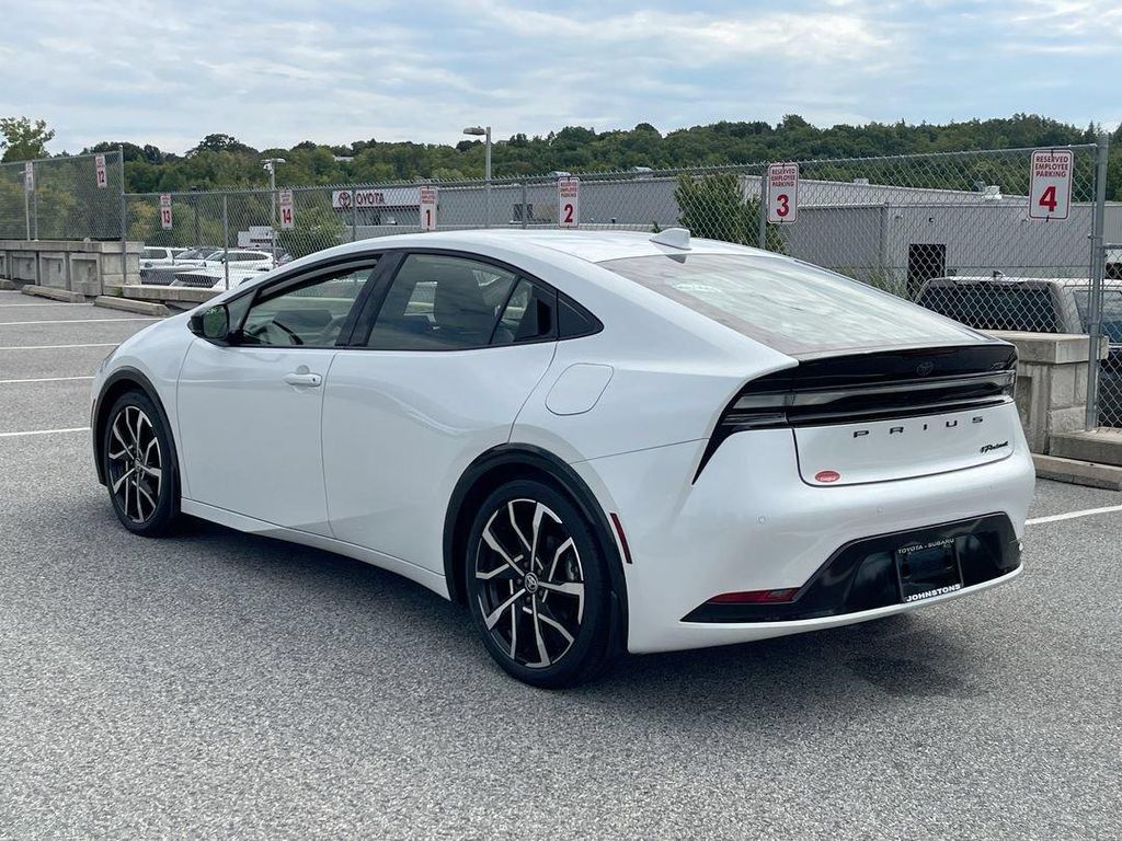 صورة مصغرة 14 لـ 2023 Toyota PRIUS PRIME XSE
