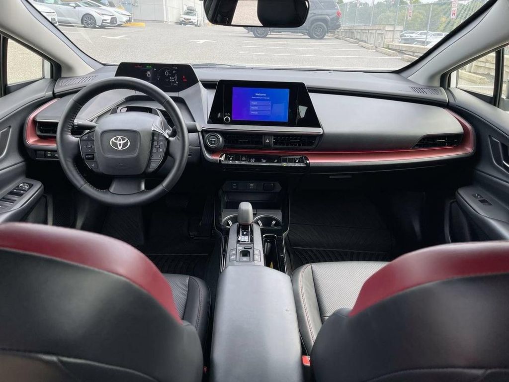 صورة مصغرة 10 لـ 2023 Toyota PRIUS PRIME XSE