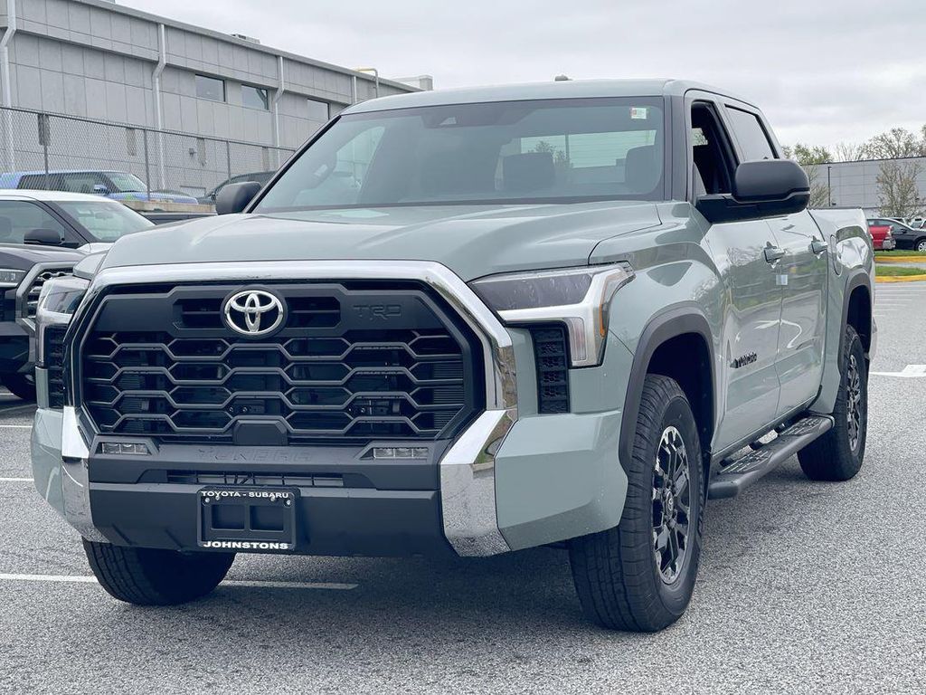 TOYOTA TUNDRA - 9