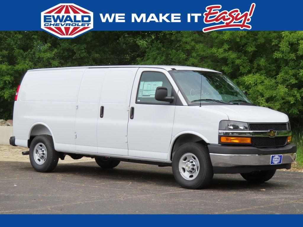 New 2026 Chevrolet Express 3500 Work Van