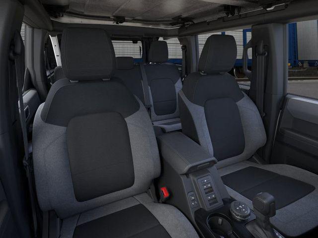 FORD BRONCO - 10