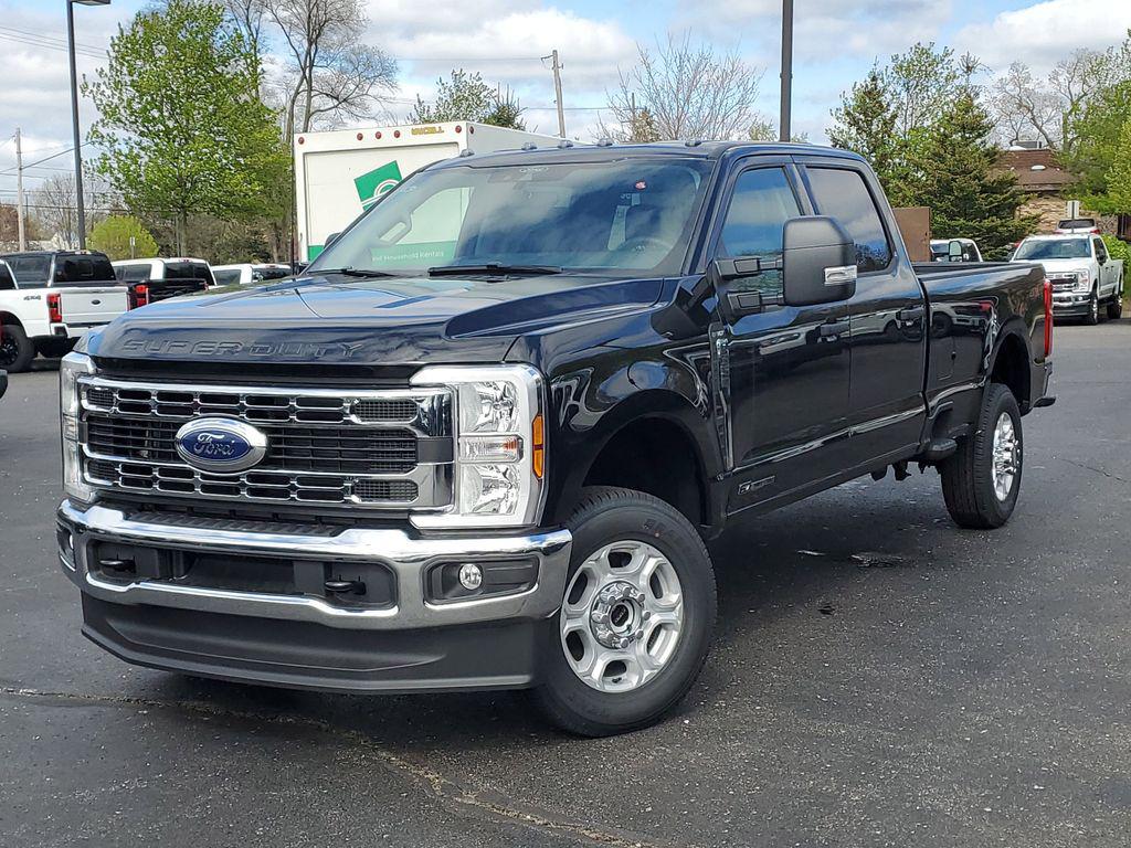 New 2026 Ford F-350 XLT
