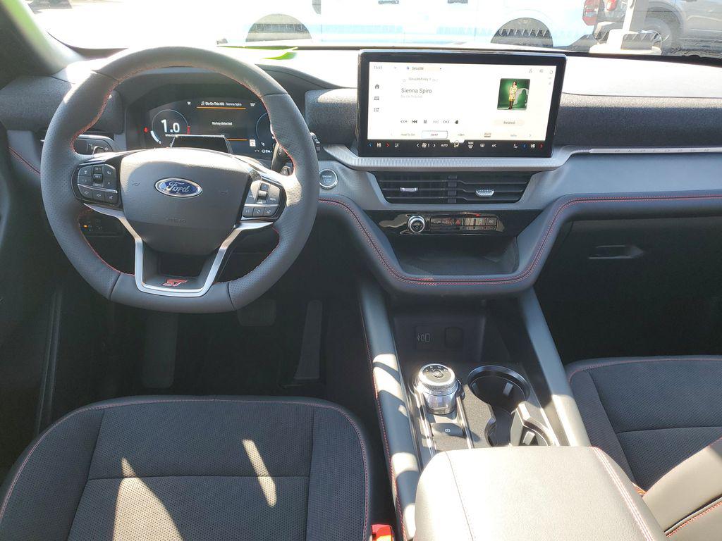 صورة مصغرة 30 لـ 2026 FORD EXPLORER ST