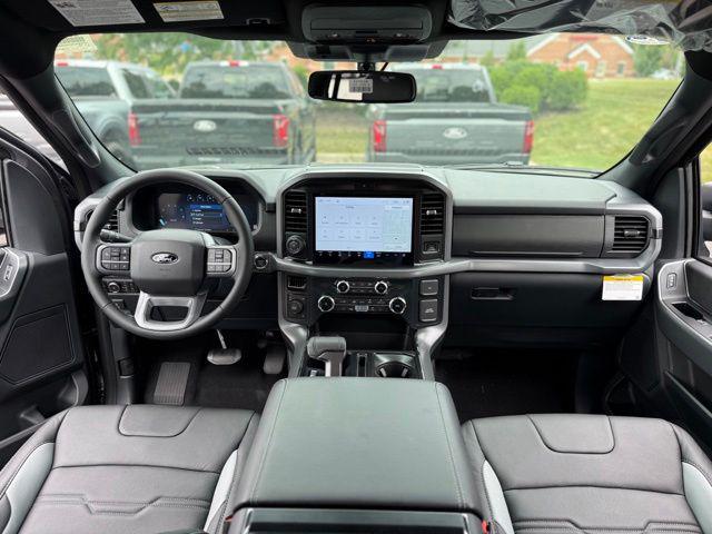 2026 FORD F-150 XLT — фото 2