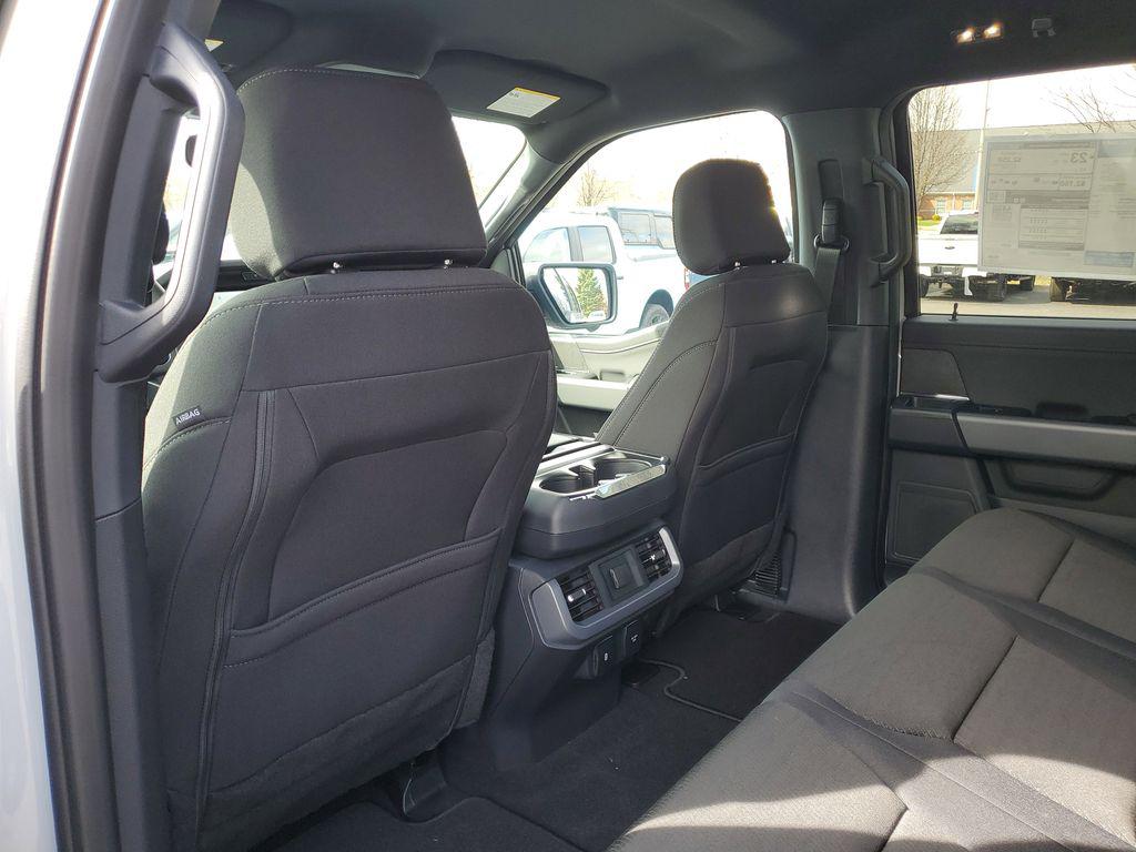 صورة مصغرة 30 لـ 2026 FORD F-150 XLT