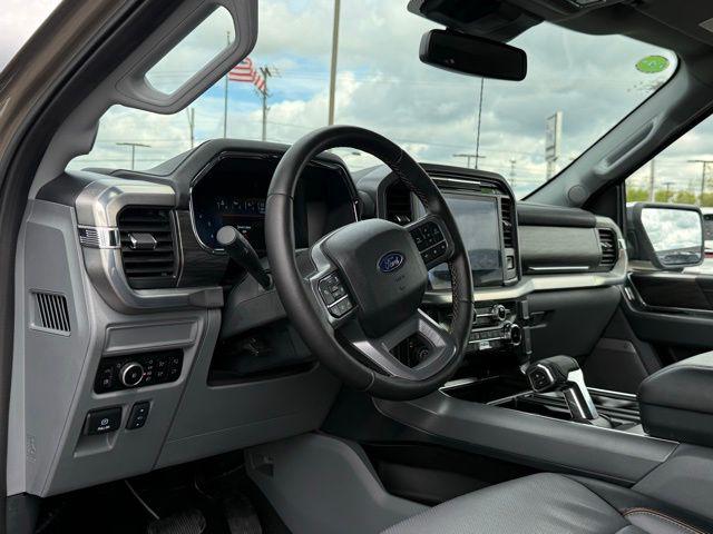 FORD F-150 LARIAT - 10