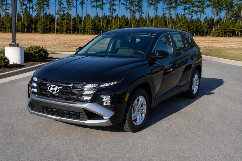 New 2026 Hyundai TUCSON SE