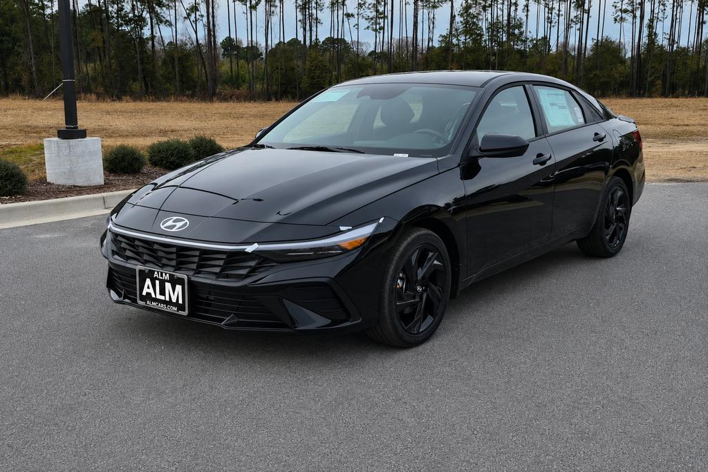 New 2026 Hyundai ELANTRA SEL Sport