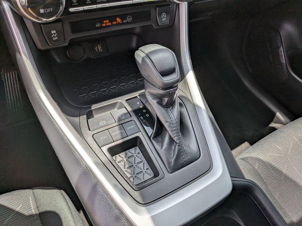 2025 Toyota RAV4 XLE 缩略图 25