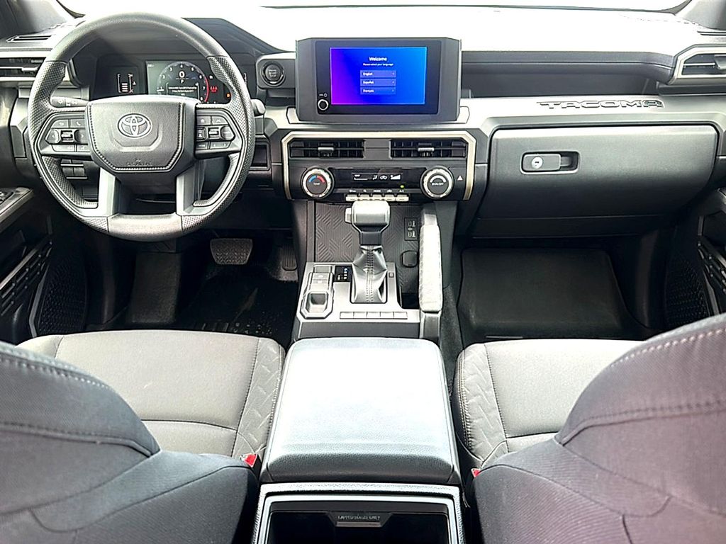 صورة مصغرة 20 لـ 2025 Toyota TACOMA SR