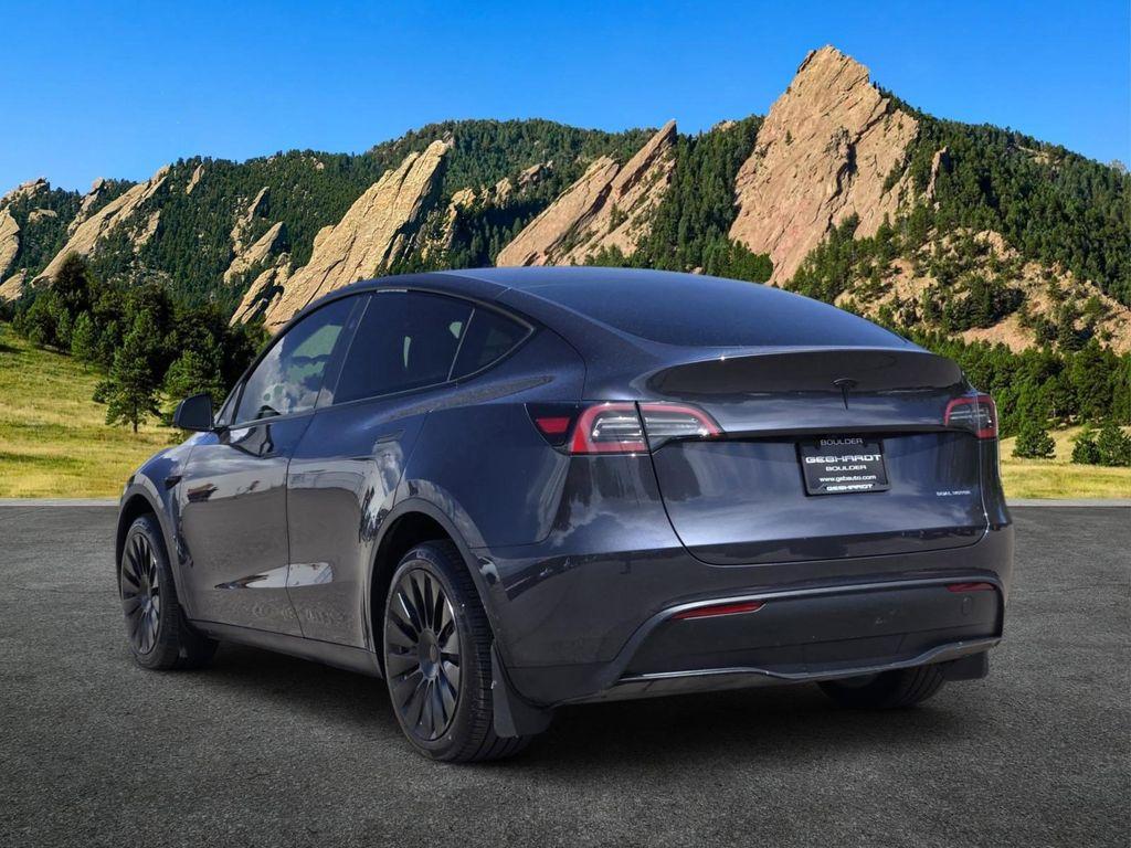 TESLA MODEL Y LONG RANGE - 5