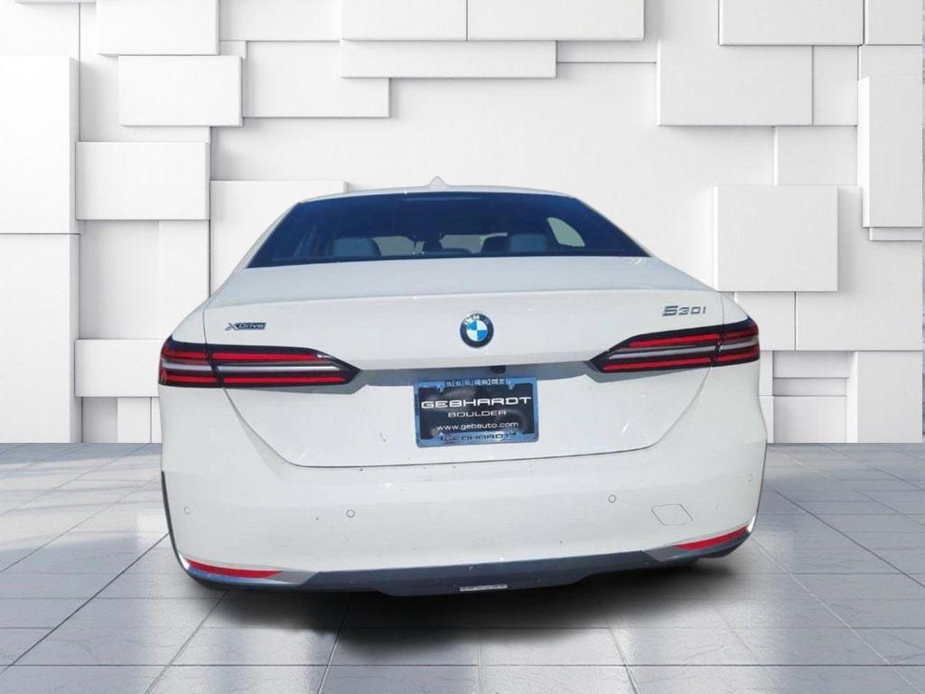 صورة 7 لـ 2026 BMW 530 I XDRIVE