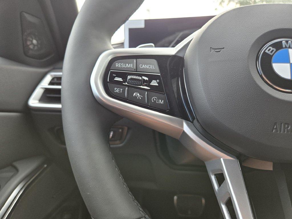 صورة مصغرة 30 لـ 2026 BMW 330 I XDRIVE