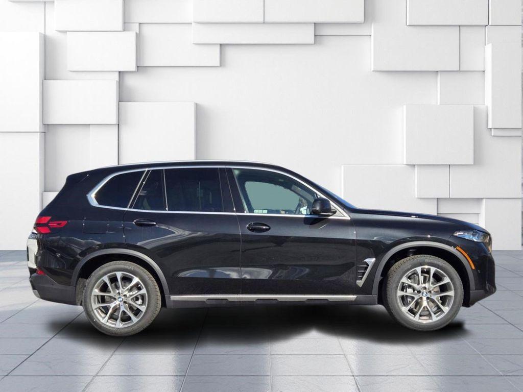 صورة 4 لـ 2026 BMW X5 XDRIVE40I
