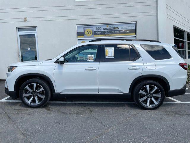صورة 2 لـ 2023 Honda PILOT TOURING 8-PASSENGER