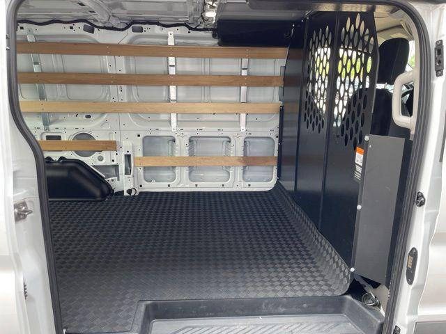 صورة مصغرة 24 لـ 2025 FORD TRANSIT-250 BASE