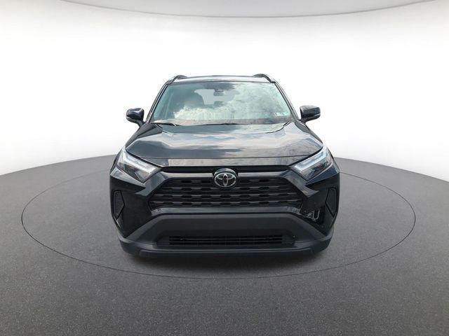 2023 Toyota RAV4 XLE — фото 2