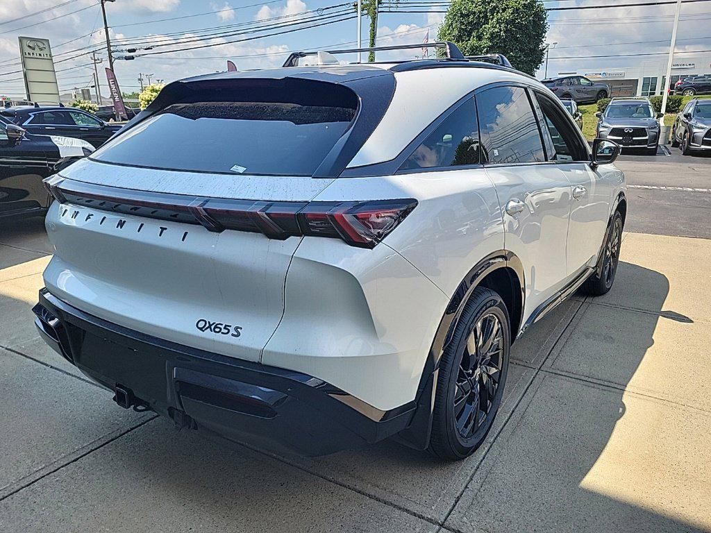 2027 Infiniti QX65 SPORT 缩略图 3