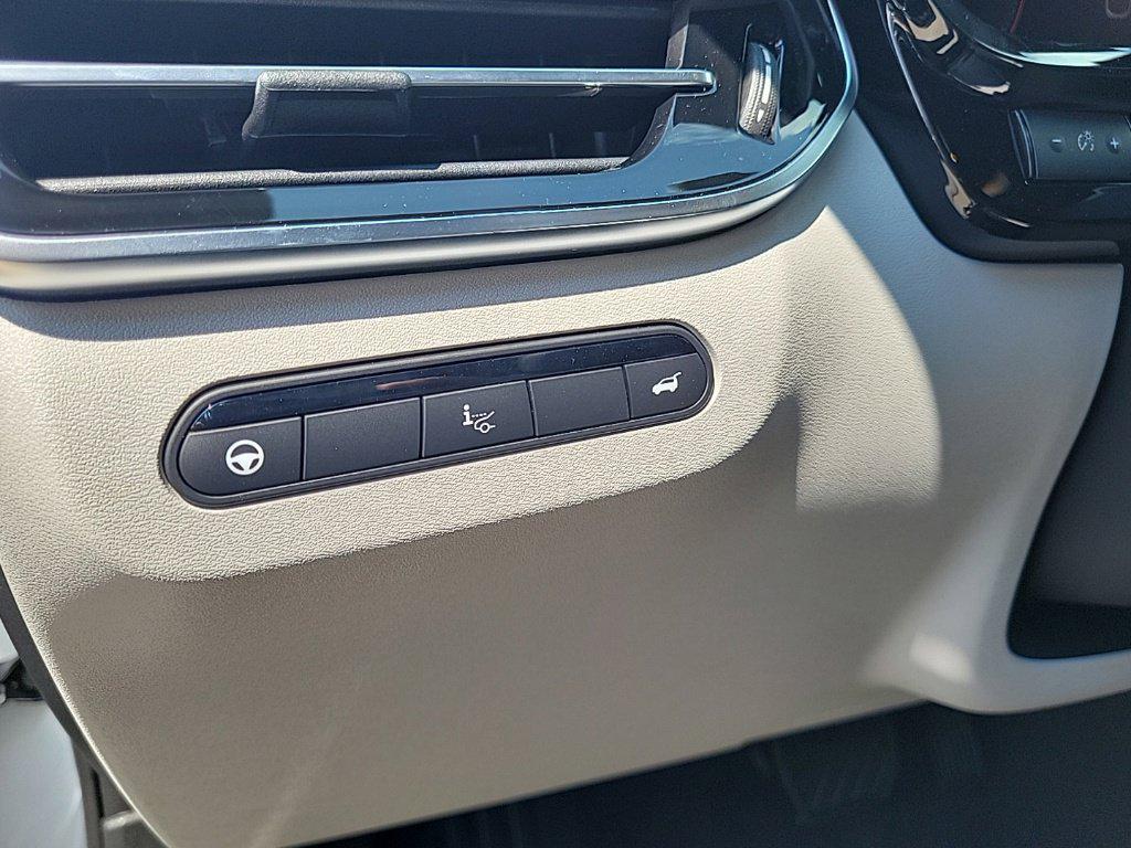 2027 Infiniti QX65 SPORT 缩略图 16