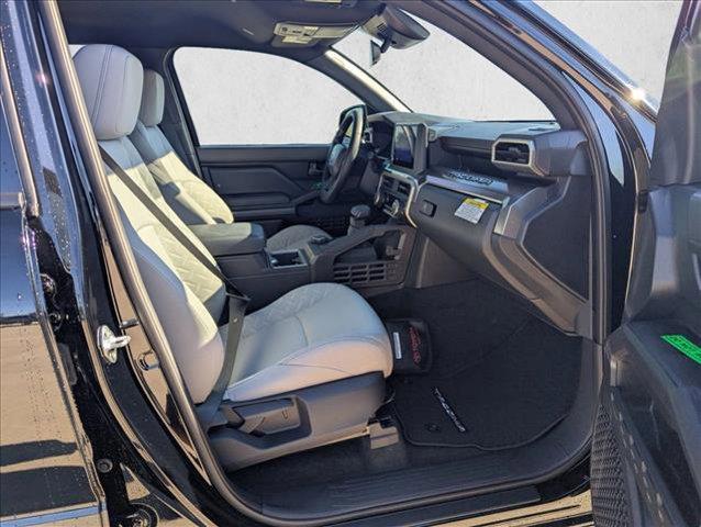 صورة مصغرة 19 لـ 2025 Toyota TACOMA SR5