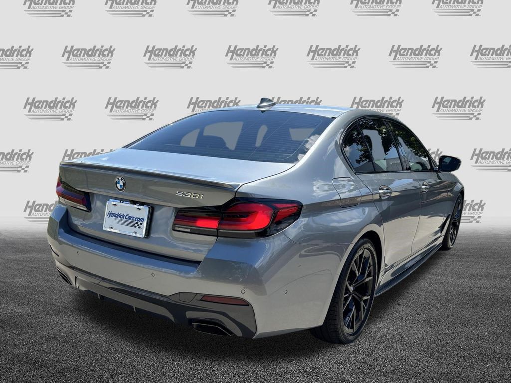 2023 BMW 530 I — фото 10